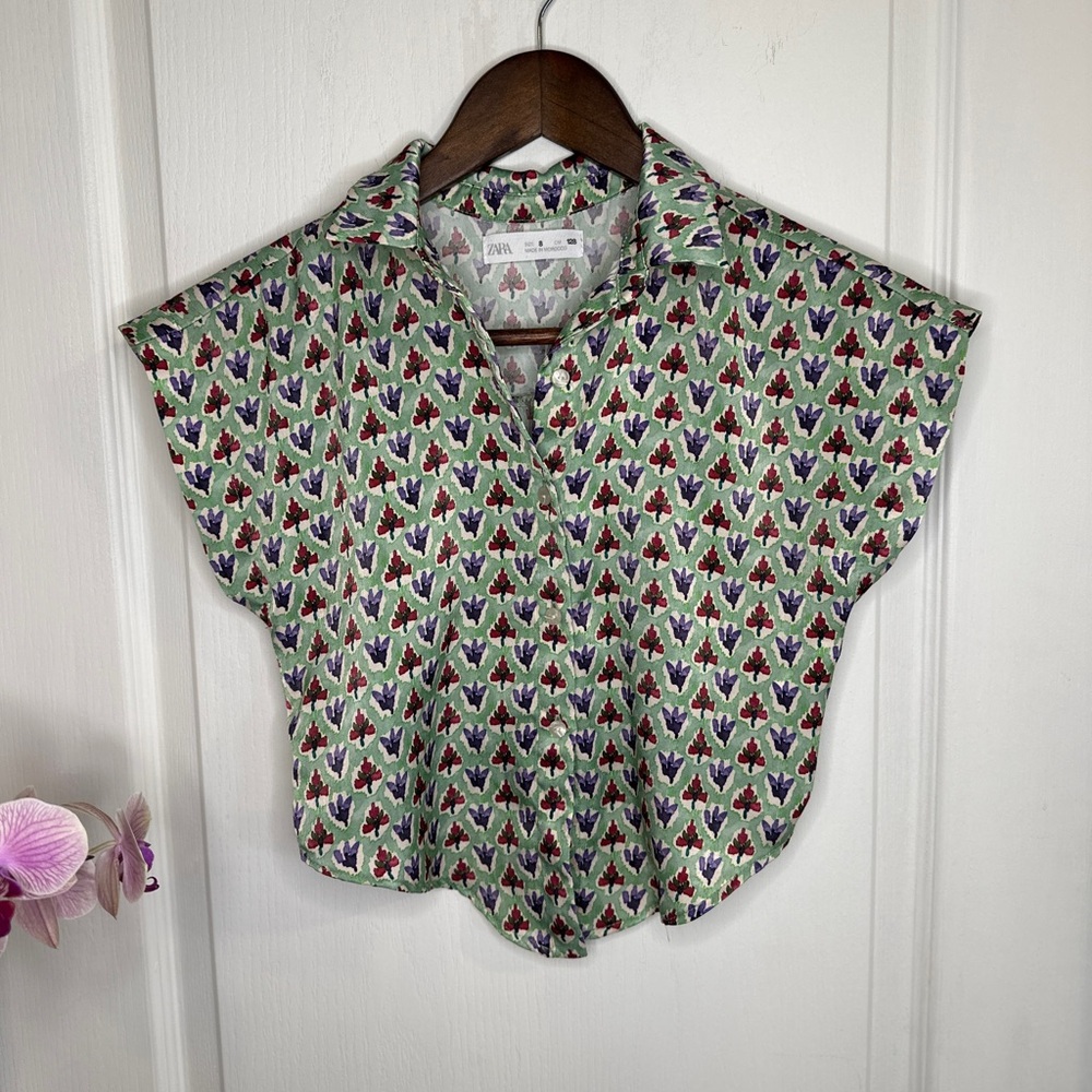 Zara Girls Top with Green and Purple Pattern (8)
